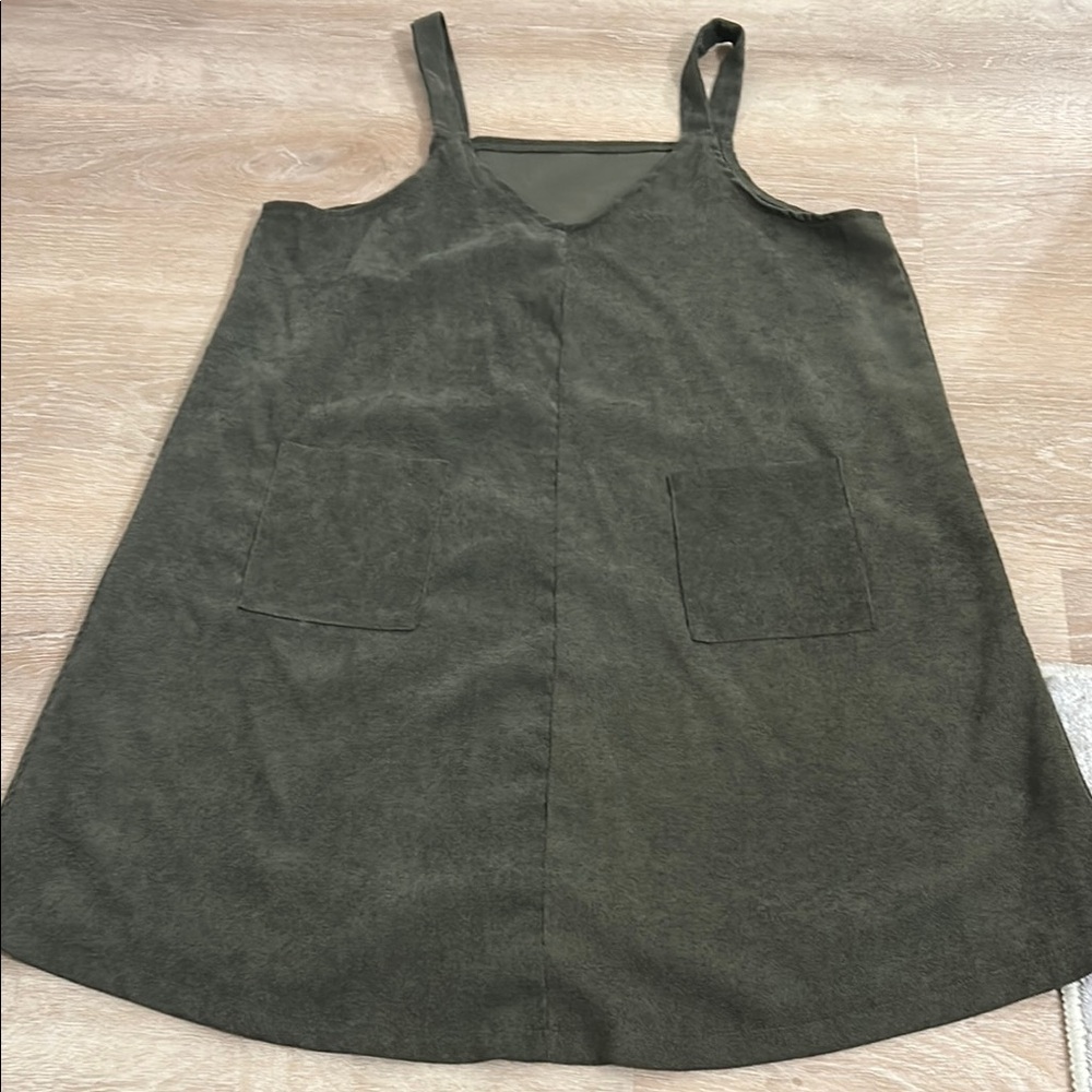 Olive Green Sleeveless Dress with Pockets